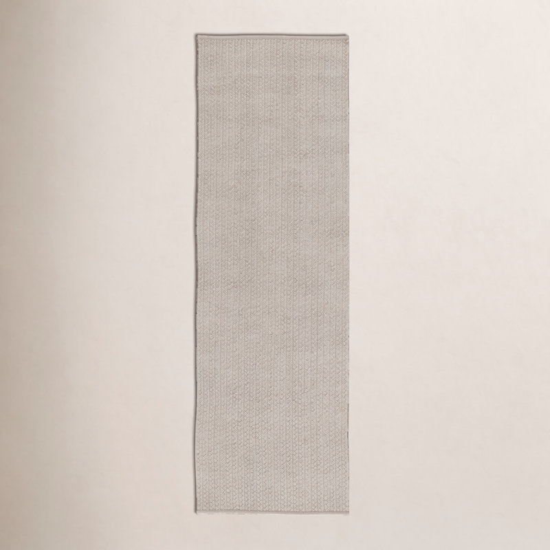 Iver Area Rug in Light Gray, Runner 2'6" x 8'
