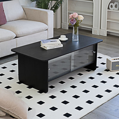 Table basse en bois avec centre de rangement