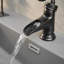 Robinet de salle de bain à poignée simple 7 po bronze huilé