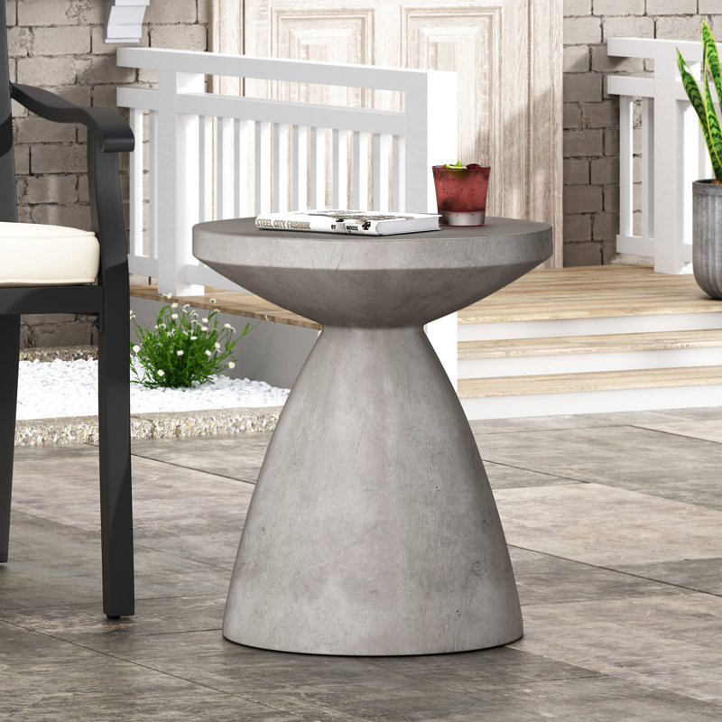 Table d'appoint d'extérieur en béton léger - aspect moderne et durabilité attrayante