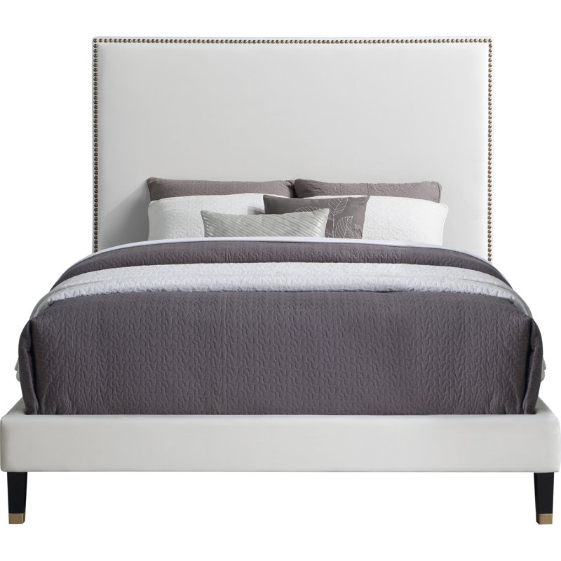 Harlie Velvet Bed, Full/Double, Cream Velvet