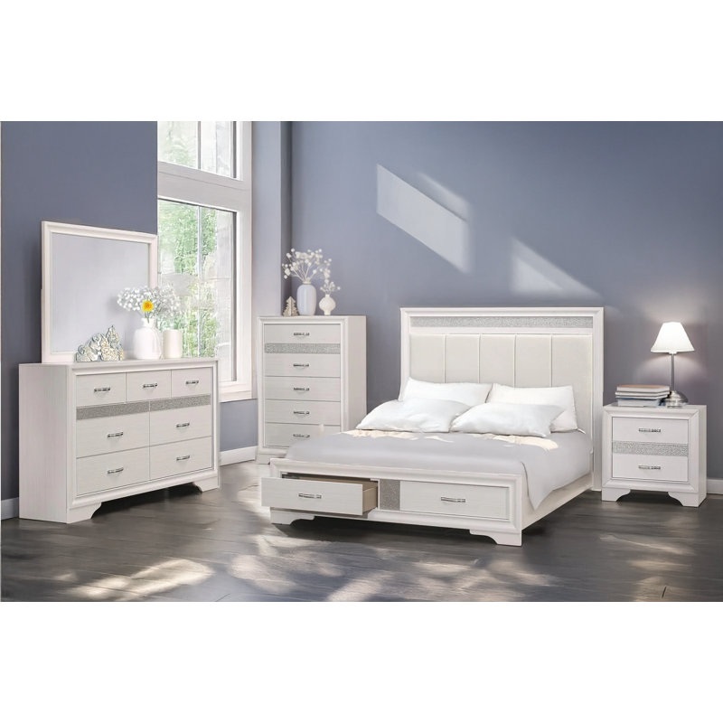Erika White Faux Leather Upholstered Storage Platform Bed, Blanc, Très grand