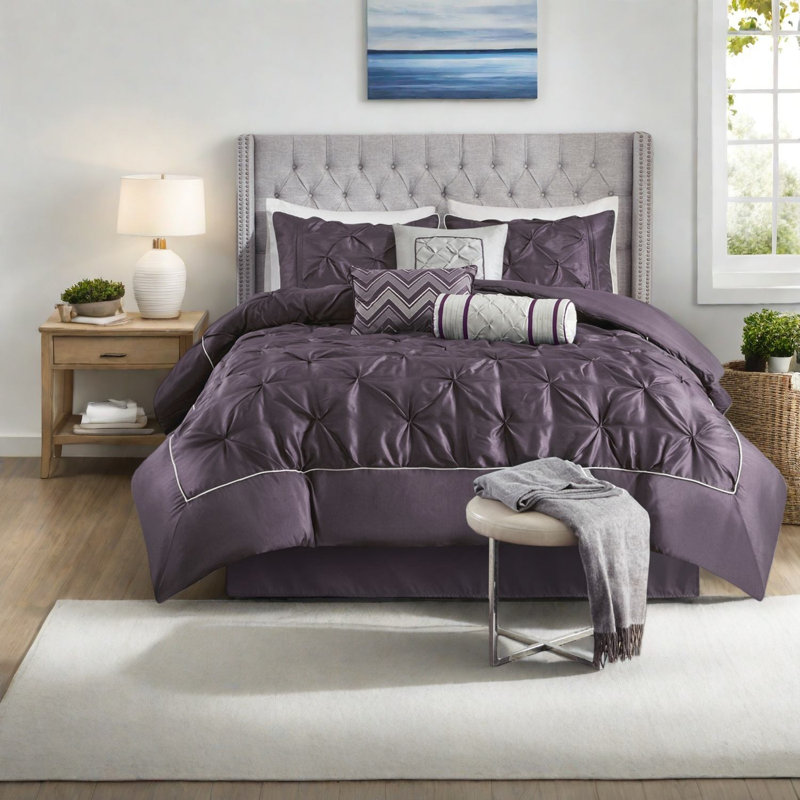 Elegant 7 Piece Bedding Sets Queen Polyester Tufted Plum For Modern Home