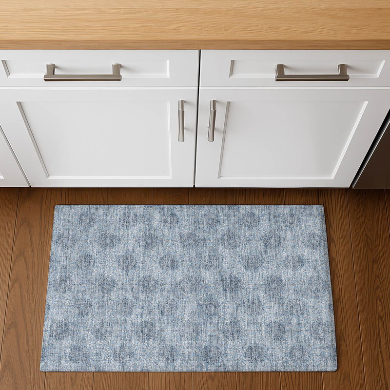 Premium Machine Washable Mayfield AMF1856 Damask Rug, Rectangle 1'8" x 2'6"