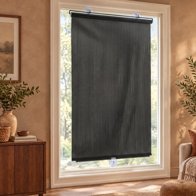 Store enrouleur occultant portable noir de 49,2 x 15,7 pouces avec 3 ventouses, utilisant un système rétractable, amovible et sans perçage pour une couverture temporaire dans les bureaux à domicile, les chambres ou les balcons.