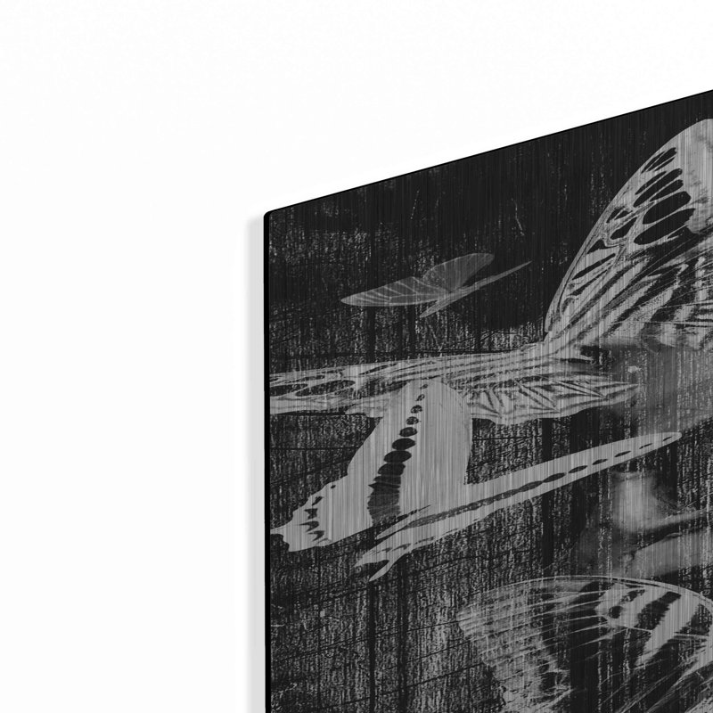 «Tête de mort papillon» par GraphINC, H 36 po x l 24 po