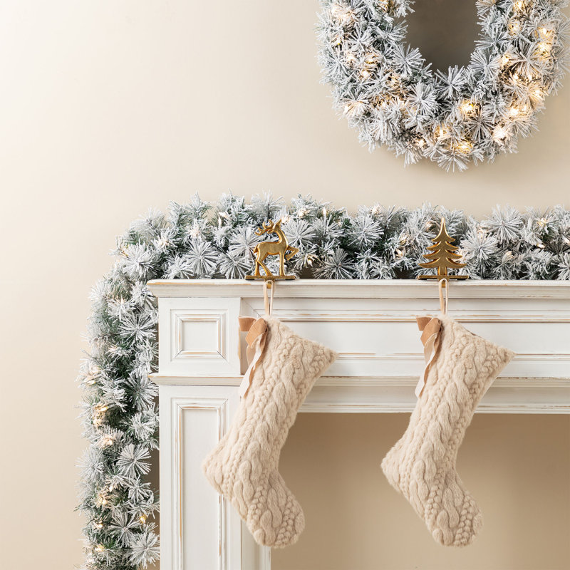9Ft Pre-Lit Snow Flocked Greenery Pine Christmas Garland With Lights And Timer