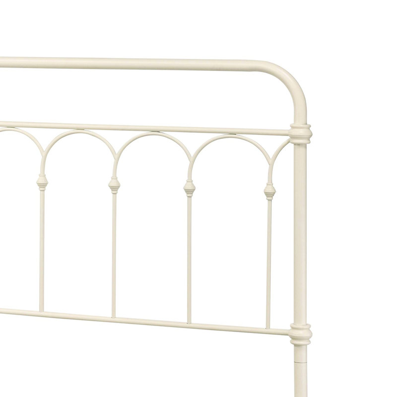 Lit double blanc, support en métal robuste et cadre classique à aspect fuselé avec design pour le confort