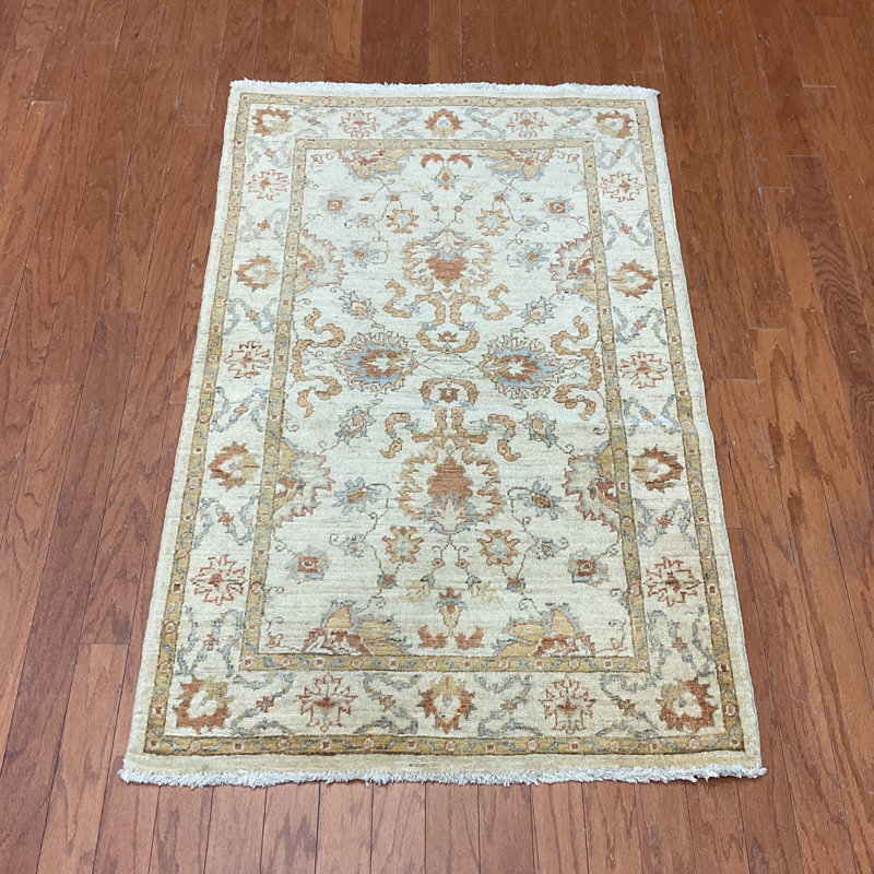  Handmade Oushak Wool Rug