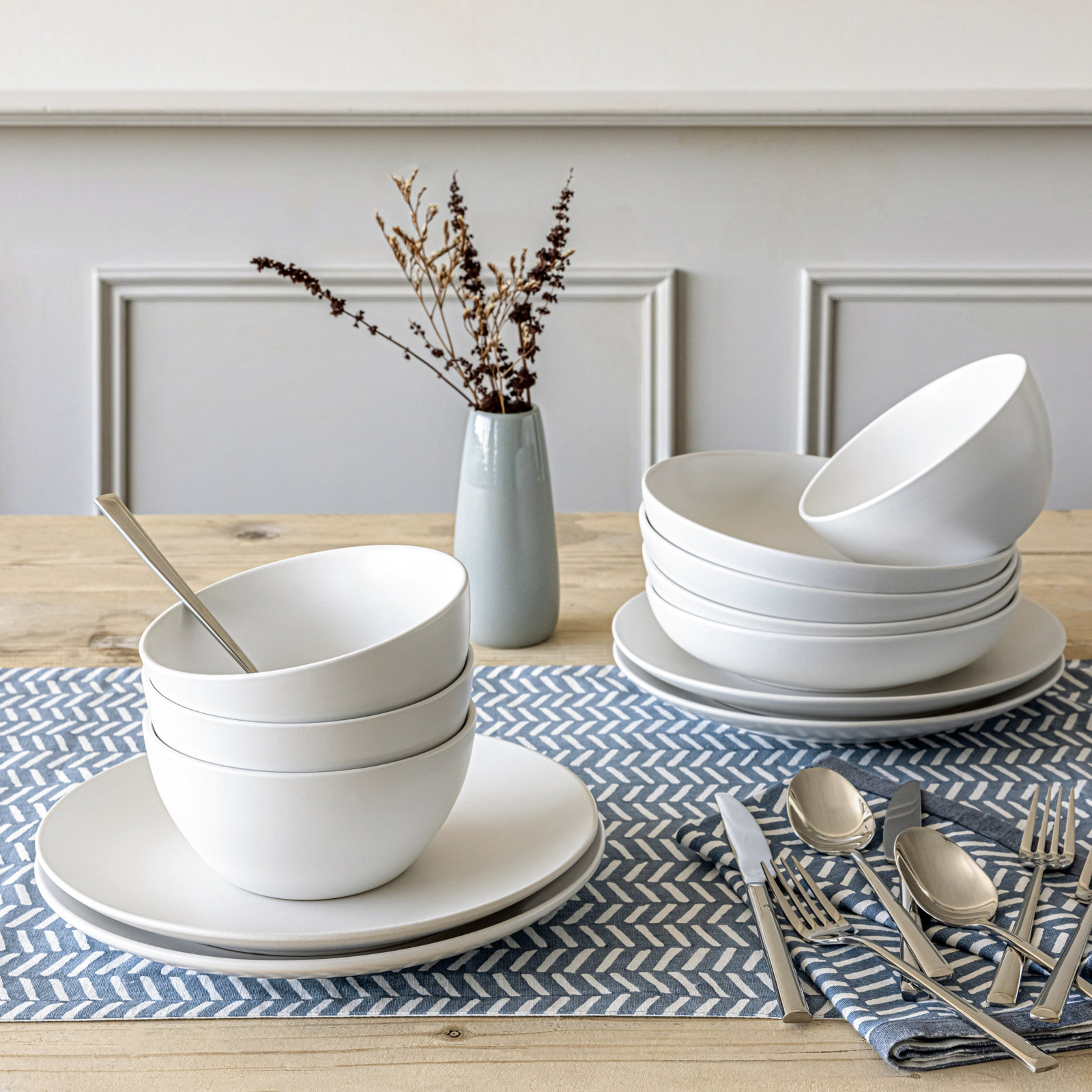 Coupe Stoneware Dinnerware Set, White
