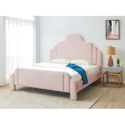 Mercedes Upholstered Velvet Scalloped Bed