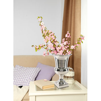 Vase en noyer sur piédestal en nickel House of Hampton®