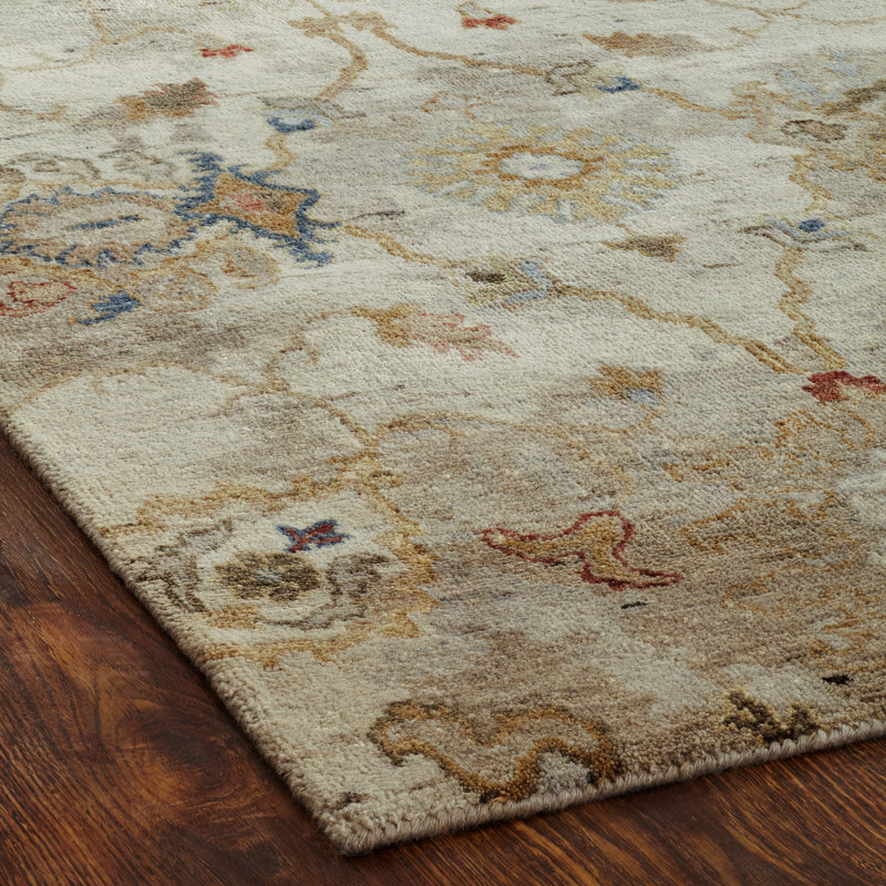 Stillings Wool Floral Area Rug in Ivory, Rectangle 2' x 3'