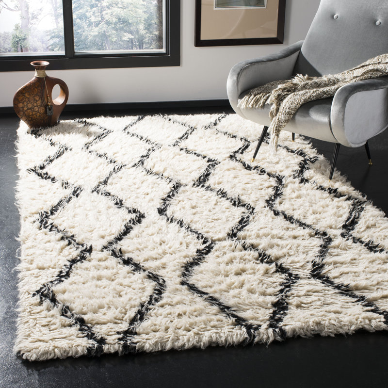 Jamieson Geometric Wool Hand Woven Area Rug, Rectangle 183 x 274 cm