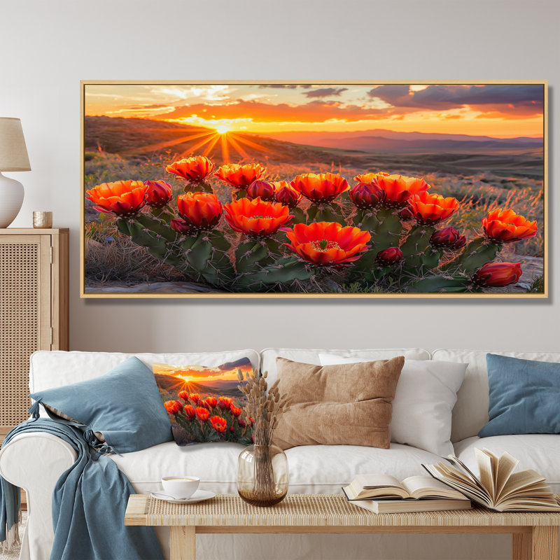 Décoration murale cactus en fleurs au coucher du soleil II - cactus, H 28 po x l 60 po, Cadre flottant, Crème, crème