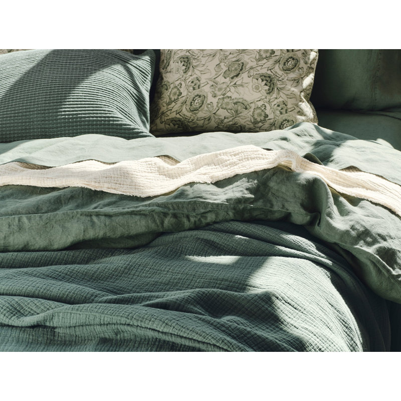 Topanga Matelasse Blanket, Queen, Juniper
