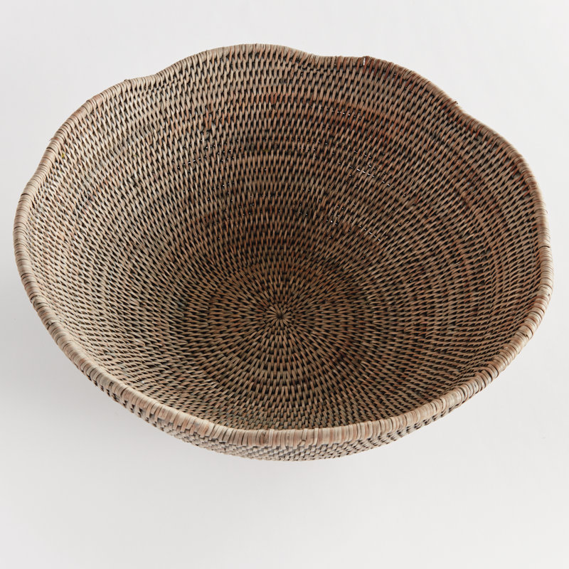 BURMA RATTAN SCALLOPED EDGE BOWL LG, 8" H x 18" W x 18" D, Brown