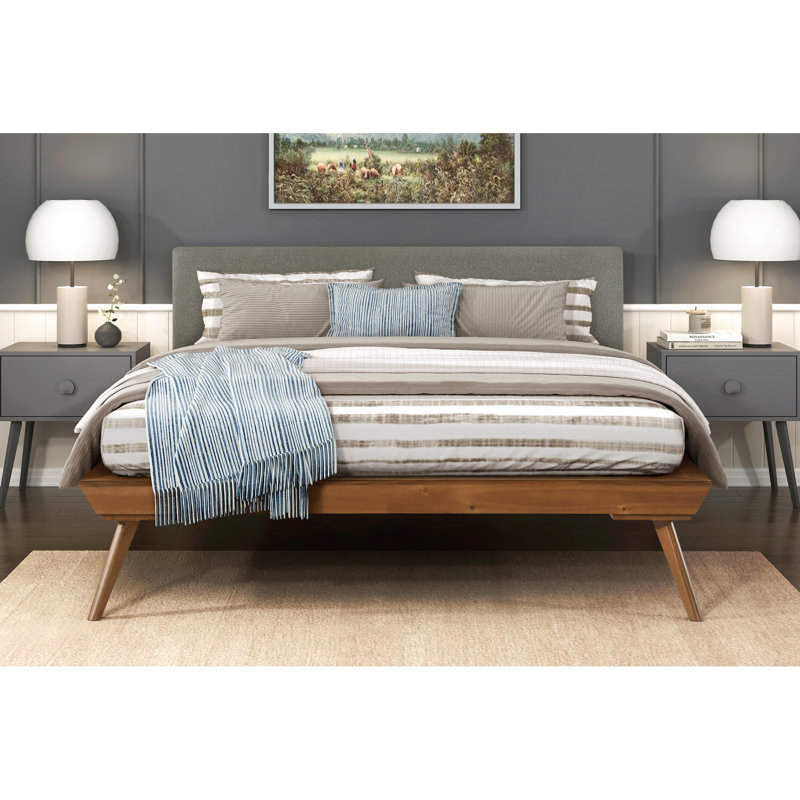 Lit plateforme double à finition châtaignier avec tête de lit en mousse gris foncé et revêtement texturé, Double