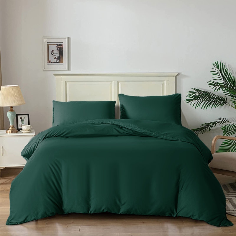 Super Soft Reversible 4 piece Plain Duvet Cover Set with Pillowcases, Emerald, Kingsize Duvet Cover + 3 Additional Pieces