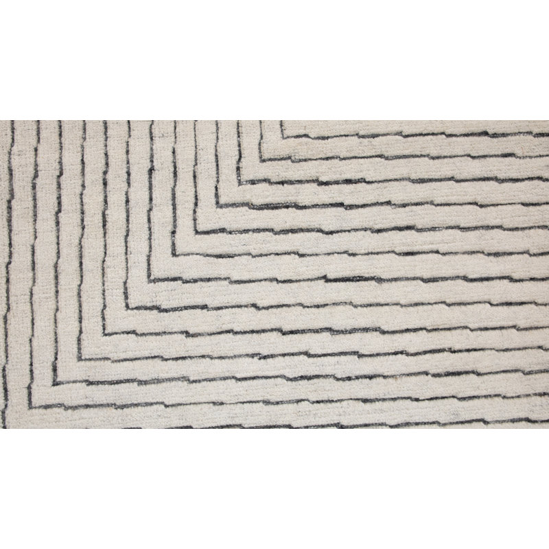 Ishaanvi Rug