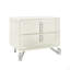 Table de chevet beige élégance rétro