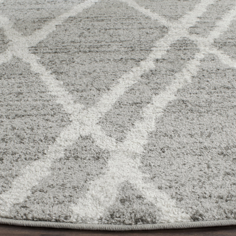 Muniz Performance Geometric Rug, Rectangle 2'6" x 4'
