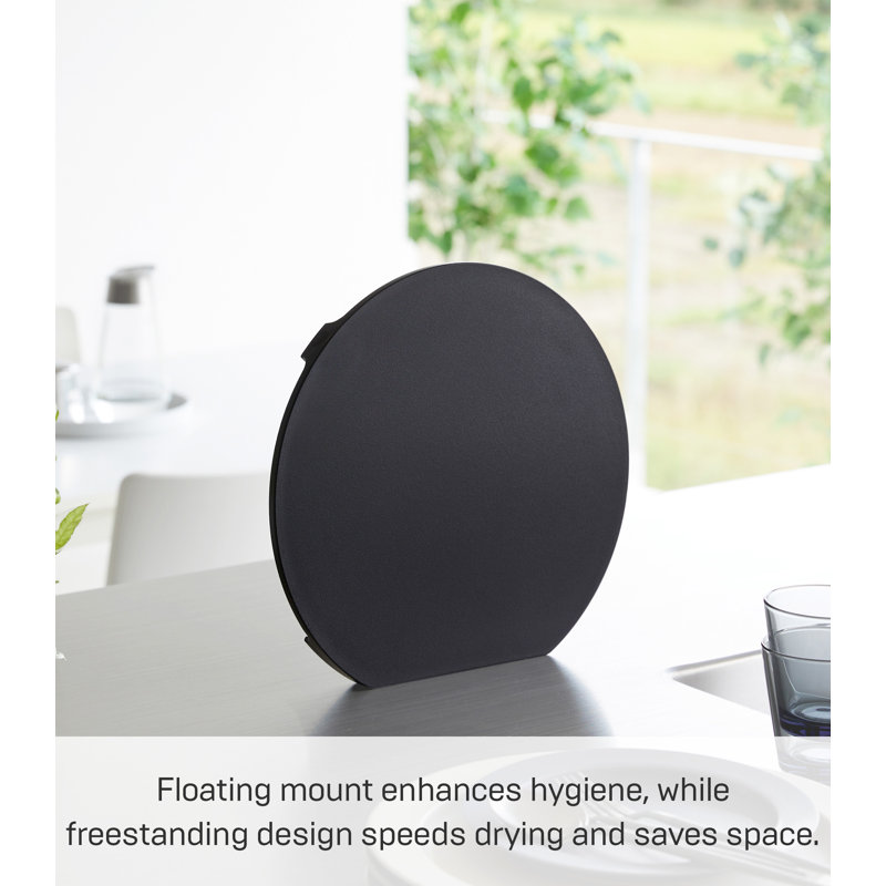 Black Round Magnetic Polypropylene Cutting Board, 11.81"
