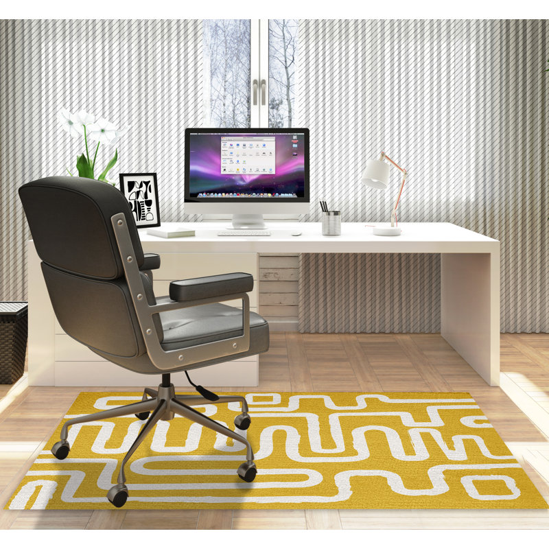 Tapis de chaise rectangulaire à poils courts Chikka, H 36 po x l 60 po, Jaune / beige