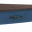 Petite table de coin triangulaire 33,8 po, table de bout en bois à 3 niveaux pour espaces compacts, bleu marine et plateau espresso, idéale pour le salon et le rangement