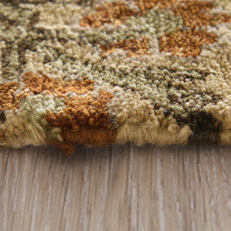 Vardo Transitional Damask Area Rug