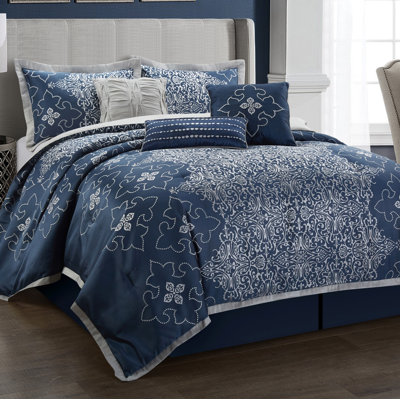 Kelton Comforter Set