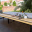 Méridienne d'extérieur en bois avec dossier réglable à 5 positions, structure robuste et chaise longue avec table d'appoint-400646255