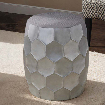 Table basse en métal avec base solide