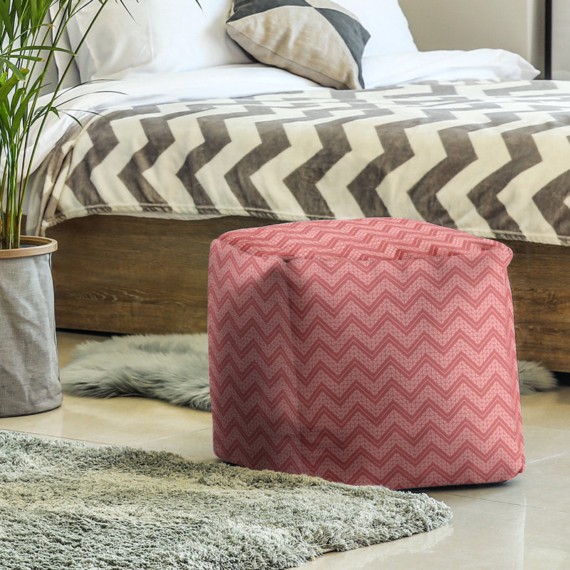 Repose-pieds cubique à motif à chevrons à la main classic, Rouge moyen