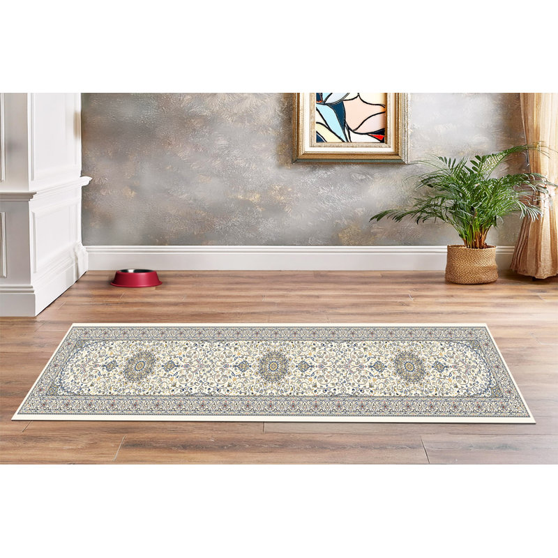Attell Oriental Indoor Rug, Runner 2'2" x 7'7"