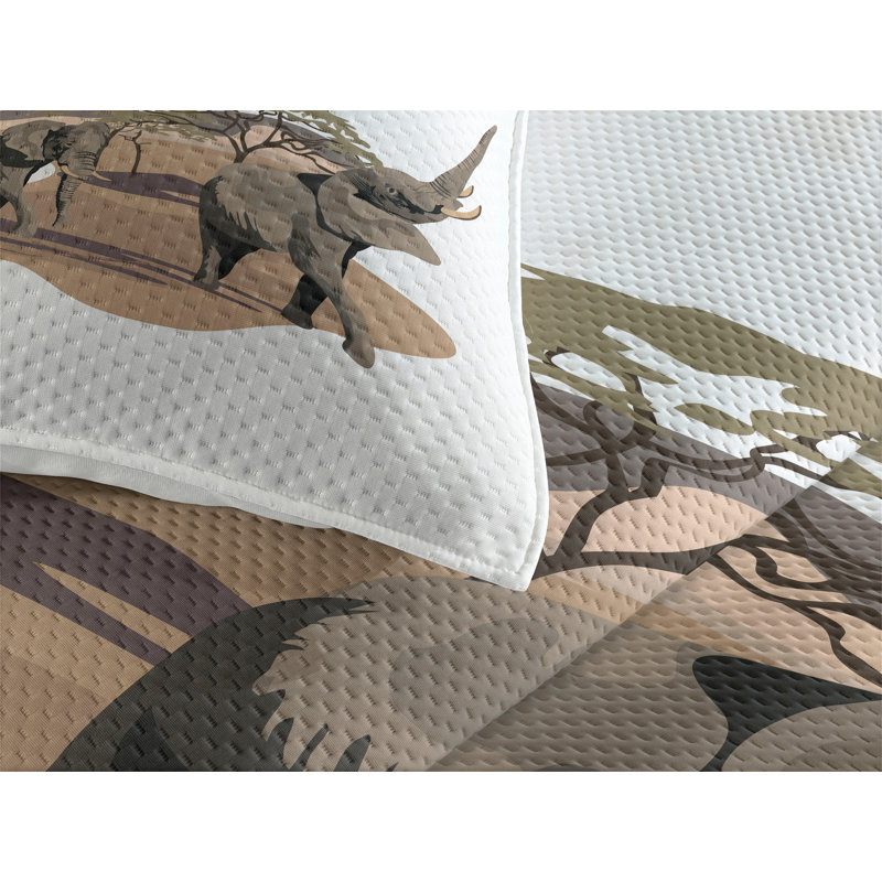 Elephant Eclectic Polyester Coverlet, King Bedspread + 2 Shams