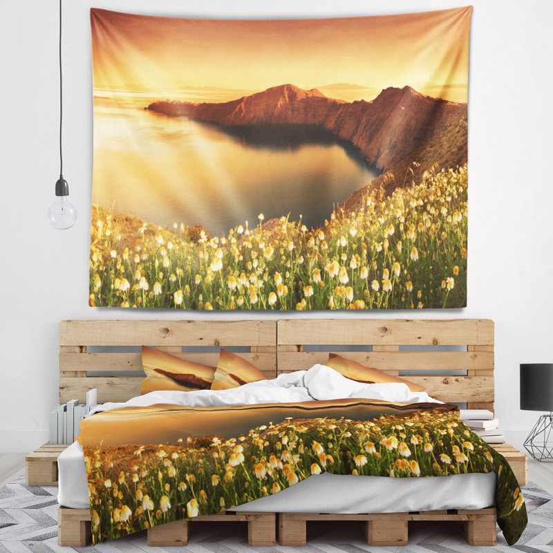 Wildflowers floral de soleil sur santorini tapisserie, H 32 po x l 39 po