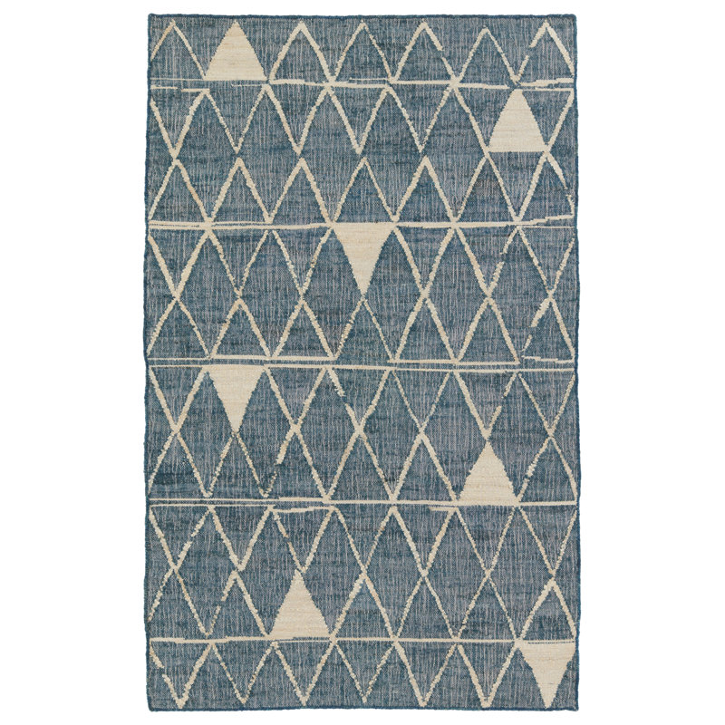 Area Rug in Navy/Beige, Rectangle 5' x 8'