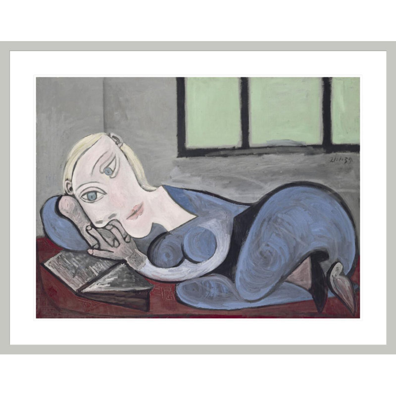 Femme couchee lisant par Pablo Picasso, 32.8" H x 41.5" W