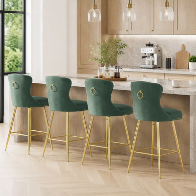 Ensemble de 2 tabourets de bar, tabourets de bar à hauteur de comptoir en velours avec pieds en métal, garniture capitonnée et têtes de clous, chaises de bar à oreilles pour le pub de l'îlot de cuisine, vert