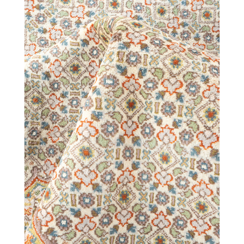 Classic One-of-a-Kind 6'8" X 9'8" Hand Knotted Area Rug