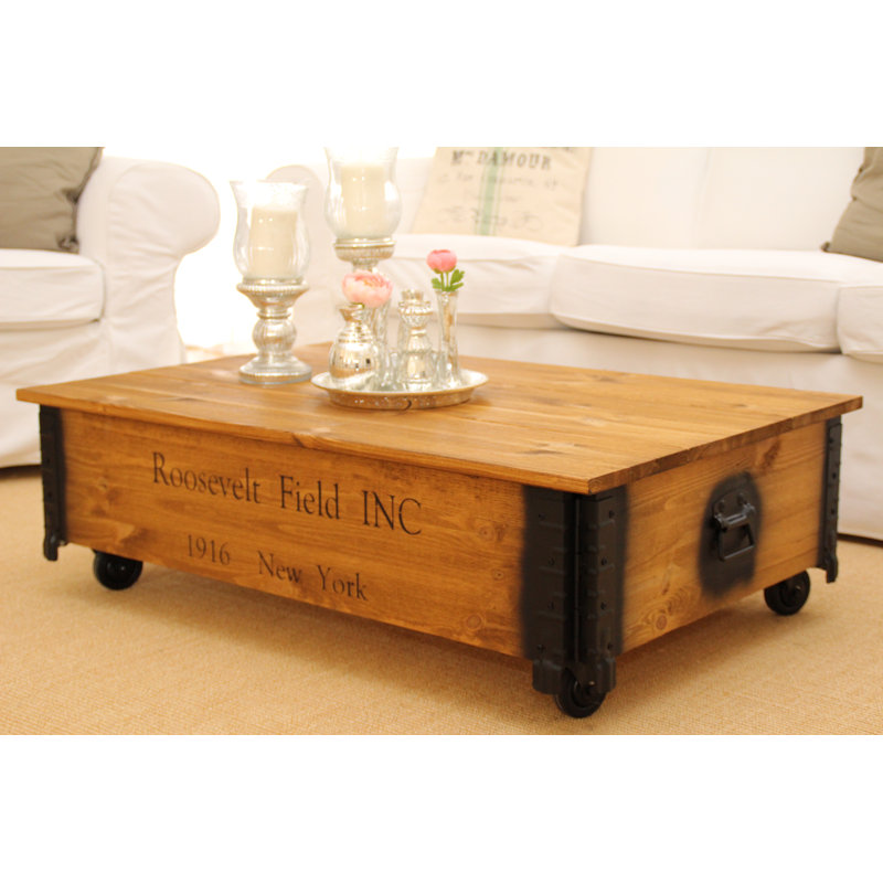 Lorelei Accent Trunk