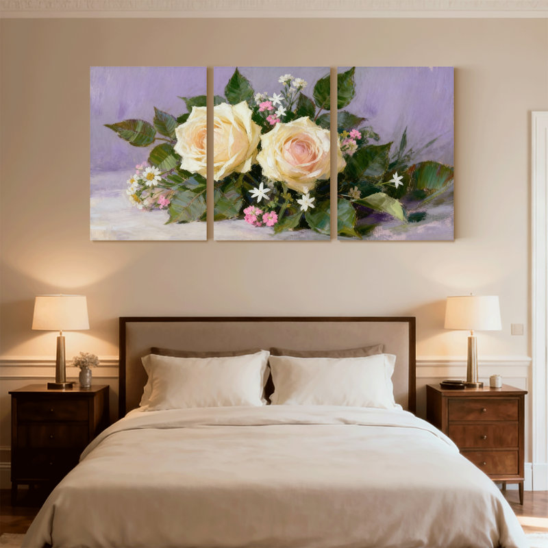 Roses roses et fleurs sur fond mauve, ensemble de 3 impressions sur toile, H 18 po x l 36 po