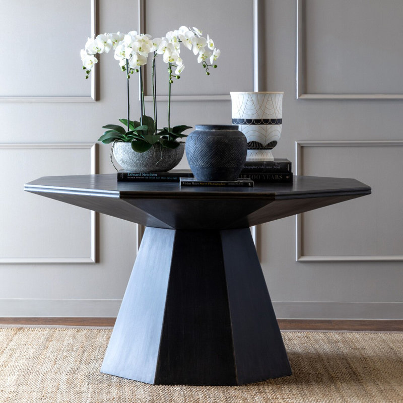 William Pine Wood Dining Table