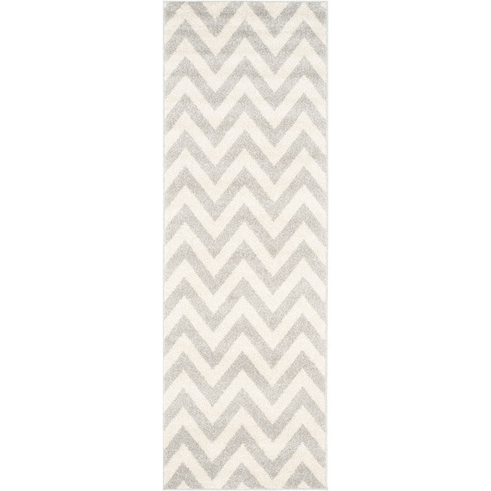 Falstaff Performance Chevron Rug