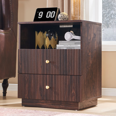Table de bout cannelée avec station de charge, table d'appoint de 21,65 po de largeur avec 2 tiroirs