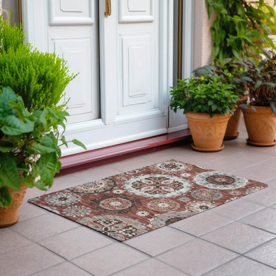 Machine Washable Indoor/Outdoor Chantille ACN763 White 1'8" x 2'6" Rug