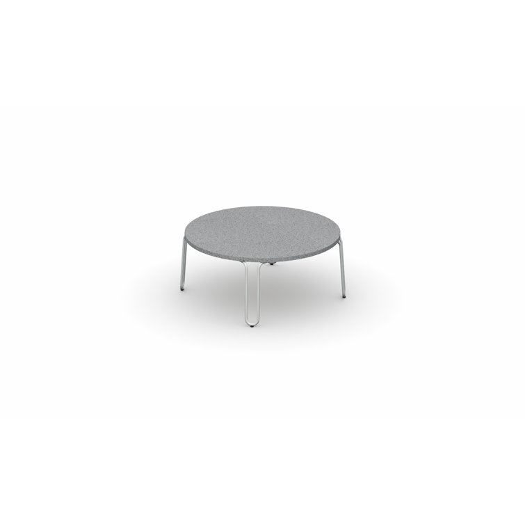 Stulle Round Outdoor Table with Metal Frame