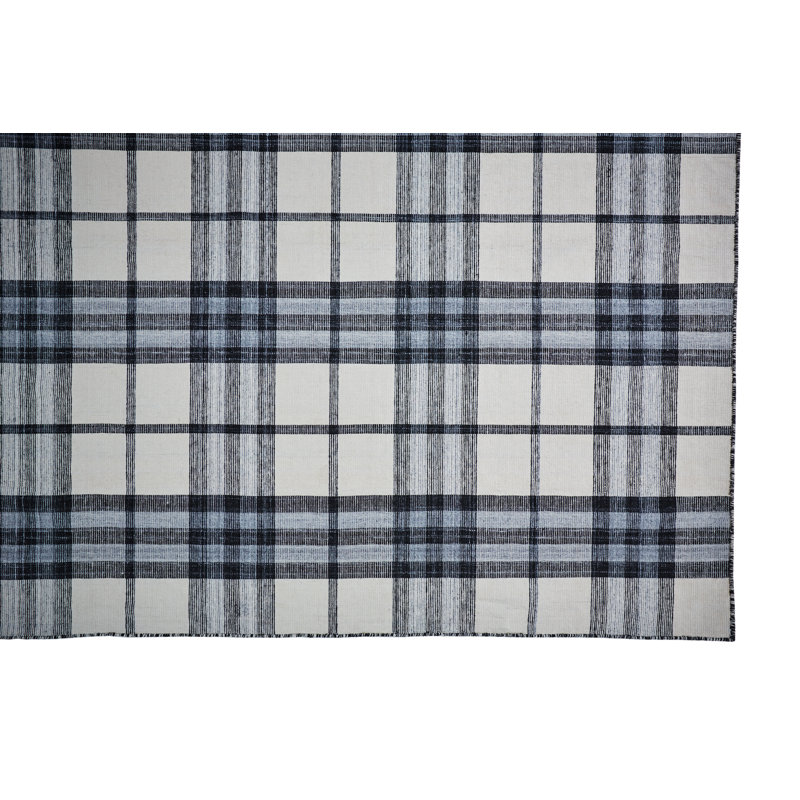 Pender Plaid Indoor / Outdoor Rug, Rectangle 5' x 8'