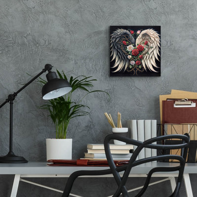 Art mural en verre épique «Wings and Roses Black» par Rey Klimt, 12 po x 12 po